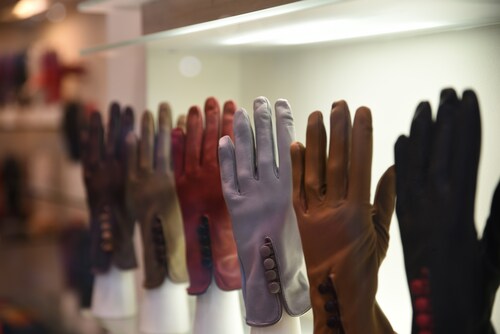 The Crucial Role of Protective Gloves in Healthcare Settings